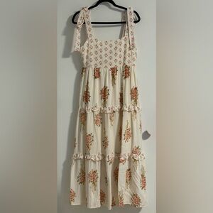 NWT! August Sky size Large L Floral maxi w/ bow detail